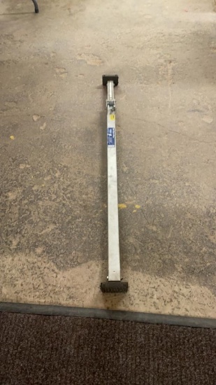 2 section adjustable steel cargo bar
