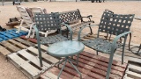 Green outdoor table & 2 chairs