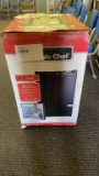 Magic Chef 4.4cu ft compact refrigerator