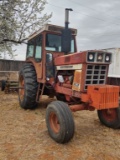 IH Farmall 1066 tractor