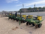 2007 JD 1710XP 8-Row Planter