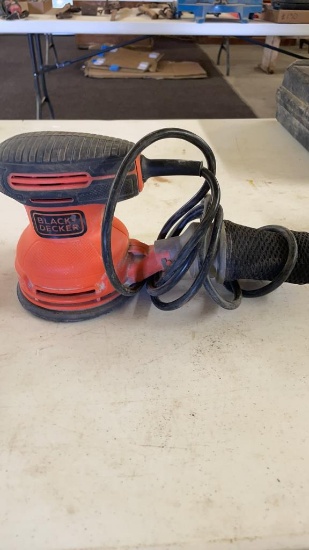 Black & Decker palm sander