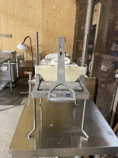Food prep lettuce slicer