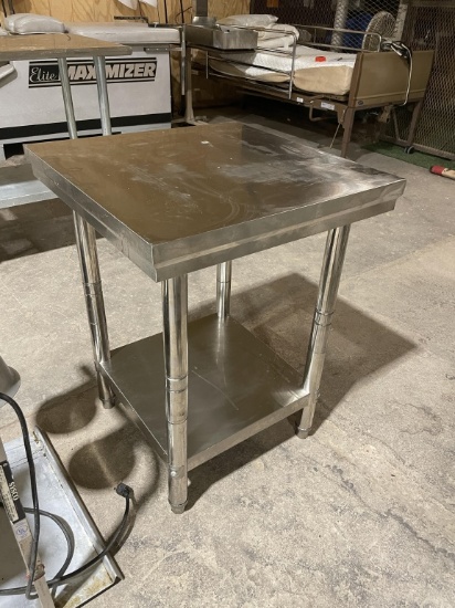 Square stainless steel food prep table