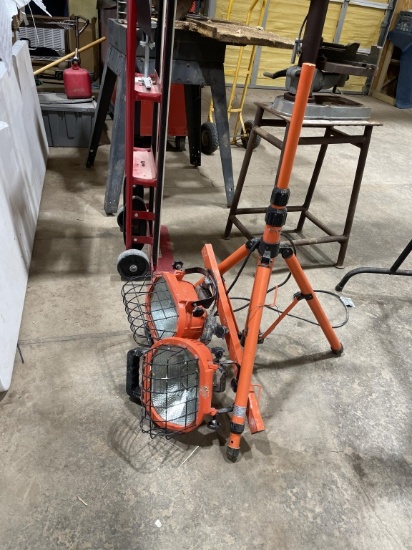Set of work lights