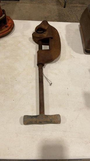 Rigid pipe cutter