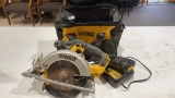 DeWalt 6-1/2” cordless circular saw w/battery &