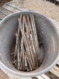 Bucket of forming stakes