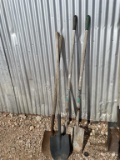 Lot of 4 shovels