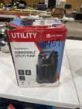 Submersible utility pump