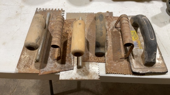 Lot of misc notched trowels