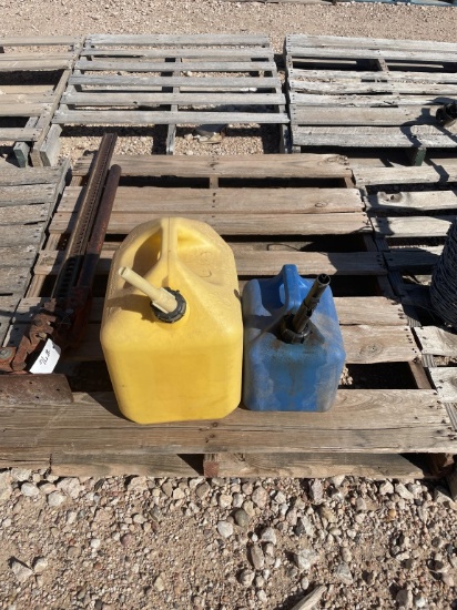2 gas cans
