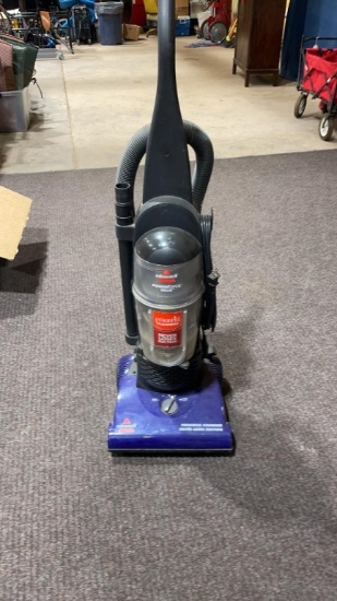 Bissell Powerforce Helix vacuum cleaner