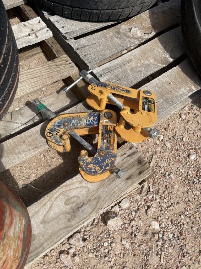 Lot of 2 beam clamps