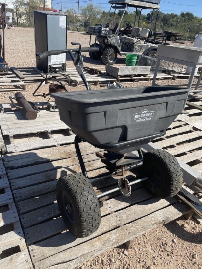 Fertilizer spreader