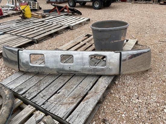 Freightliner bumper