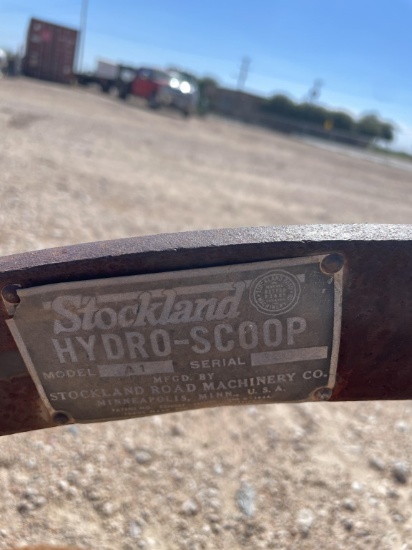 Stockland 3 point scoop