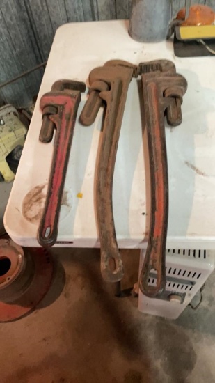 Lot of 3 pipe wrenches