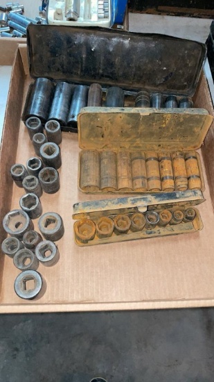 Box of impact sockets