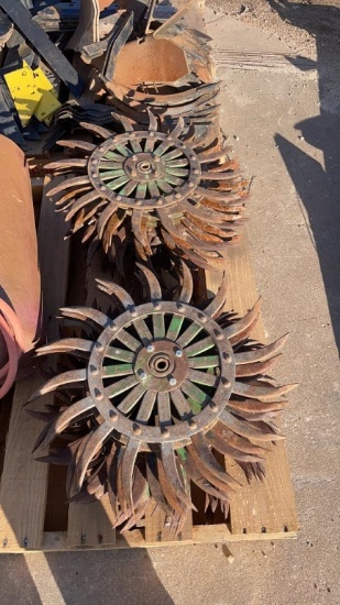 Lot of 20 rotary hoe wheels