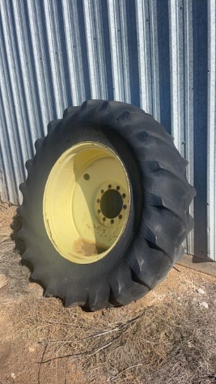 20.8-38 Tractor Tire & Rim
