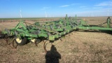 JD 980 32’ Field Cultivator