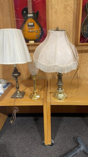 3 lamps