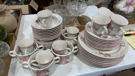 43 pc Gibson Housewares china