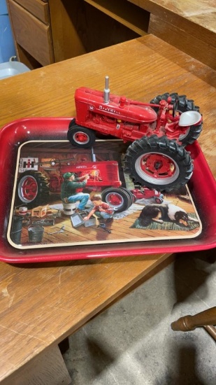 Farmall tray & metal tractor