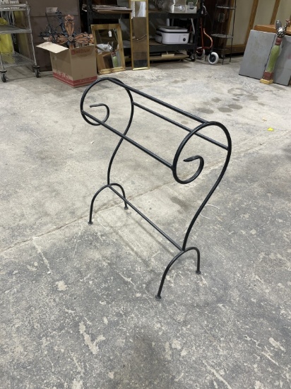 Metal quilt rack