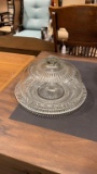 Glass cake plate w/dome