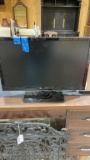 Element 24” TV w/remote