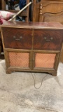 Antique record player/radio