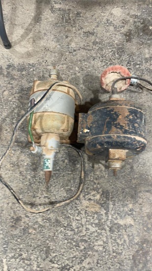 2 motors