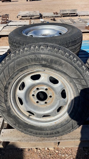 P235/75R17 tires & Rims