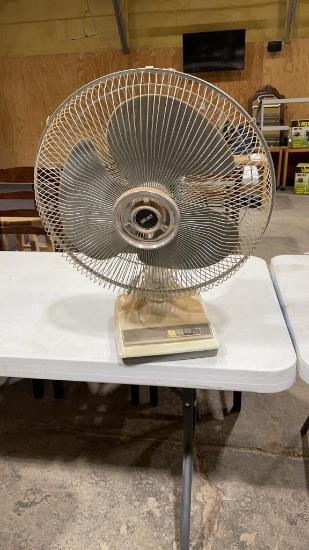 Tabletop fan