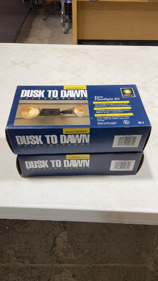 Set of 2 dusk to Dawn twin floodlight kits