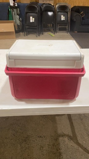 Small Coleman cooler