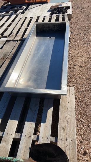 Stainless steel sink