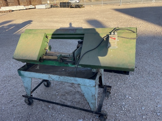 Metal cutting band saw