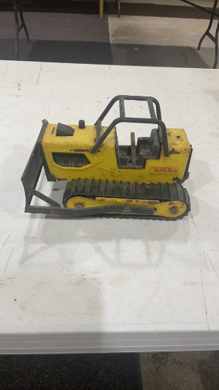 Vintage Tonka metal bulldozer