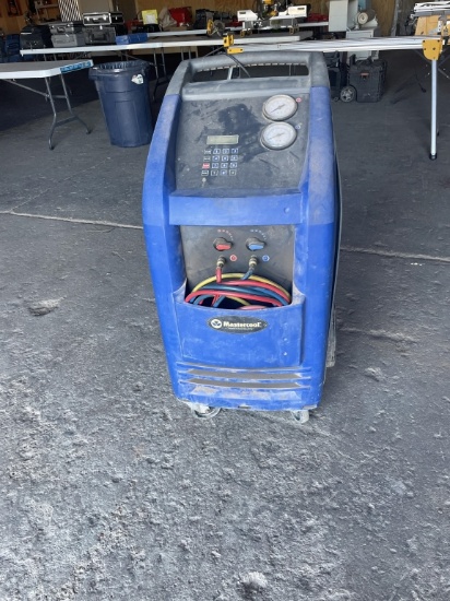 Mastercool 69788  A/C recovery/recharge machine