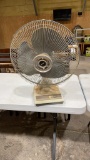 Tabletop fan