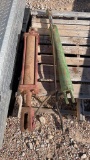 Lot of 2 hydraulic cylinders