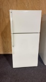 GE 18.2 CF Refrigerator will not cool