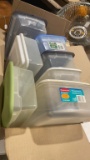 Lot of 7 plastic containers w/lids