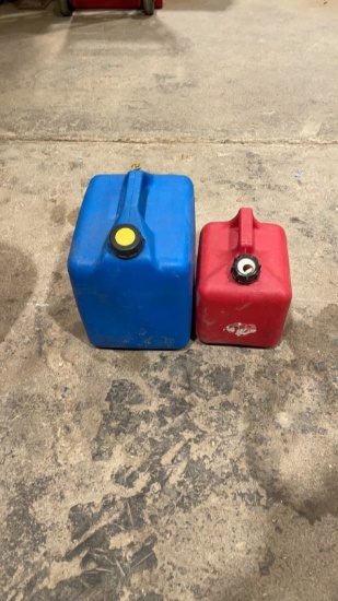 2 gas cans