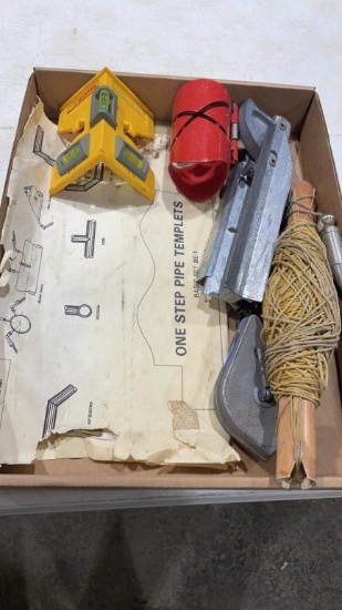 Box of lay-out tools