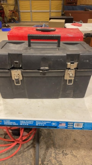 Toolbox w/misc tools