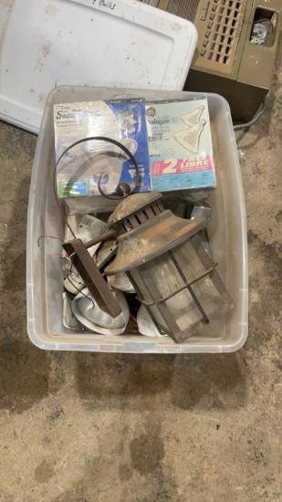Tub of light fixtures & bulbs